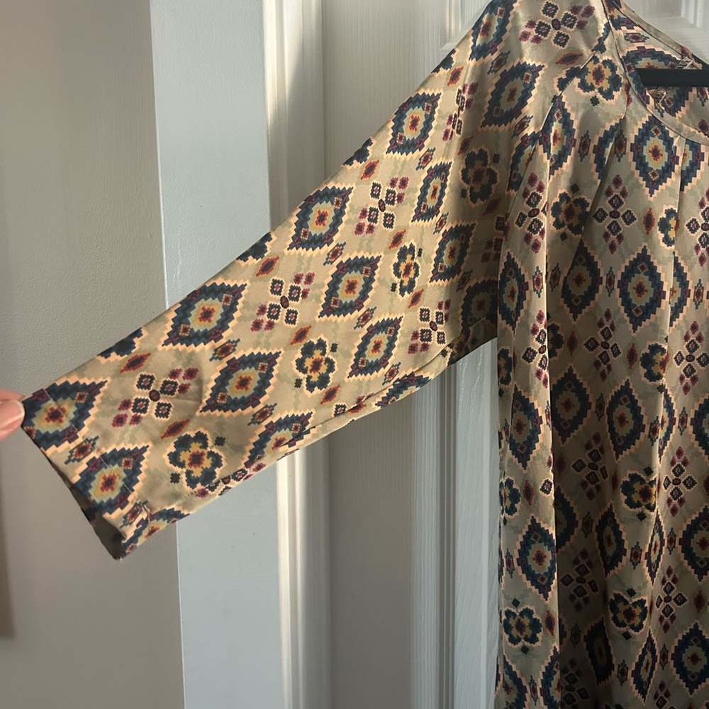 Patterned Tunic Dress - Picture 4 of 6